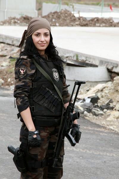 Pakistani Female Commandos | Siasat.pk Forums